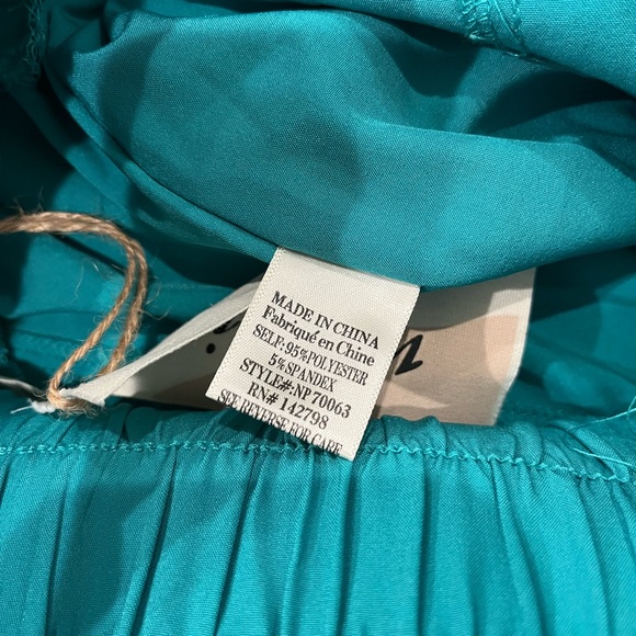 NWT Women’s NEW IN by VERY J Bright Teal Dressy Jogger Pants (Medium) - Picture 7 of 8